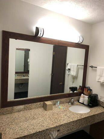 Imagen de la habitación del Hotel Corn Palace Inn. Foto 12