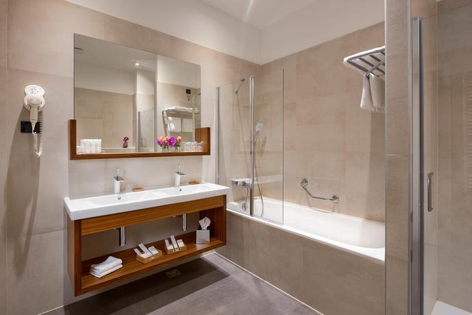 Imagen de la habitación del Hotel Cornaro. Foto 7