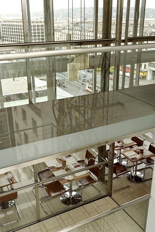 Imagen de los interiores del Hotel Cornavin. Foto 9