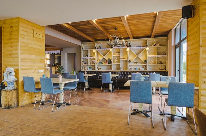 Imagen del bar/restaurante del Hotel Cornelia Deluxe Residence. Foto 6