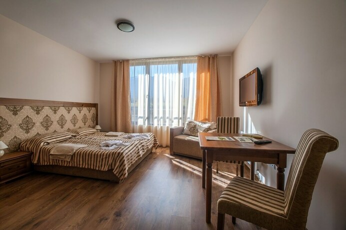 Imagen de la habitación del Hotel Cornelia Deluxe Residence. Foto 17