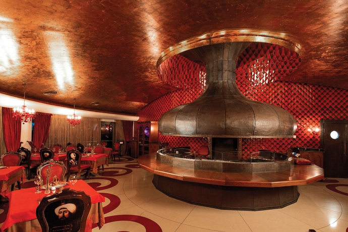 Imagen del bar/restaurante del Hotel Cornelia Diamond Golf Resort and Spa. Foto 2