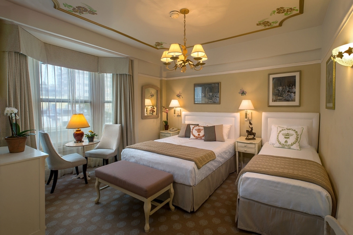 Imagen de la habitación del Hotel Cornell De France. Foto 9