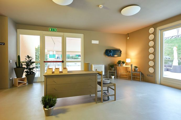 Imagen de los interiores del Hotel Cornelle. Foto 20