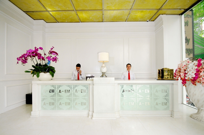Imagen de los interiores del Hotel Corner 280. Foto 11