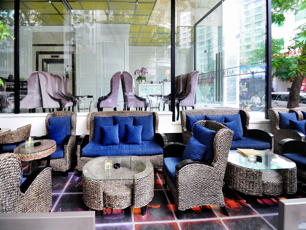 Imagen de los interiores del Hotel Corner 280. Foto 14
