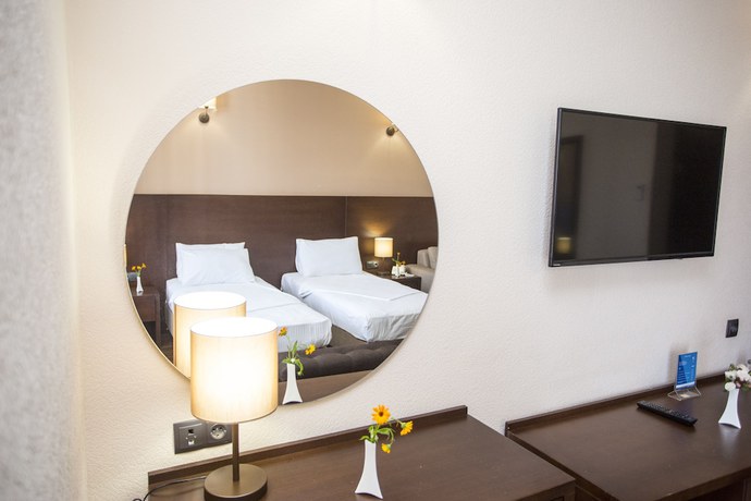 Imagen de la habitación del Hotel Corner Inn. Foto 4