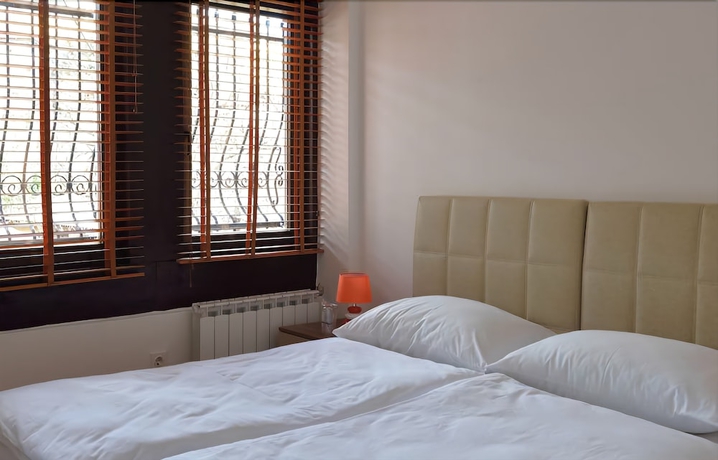 Imagen de la habitación del Hotel Corner, Sarajevo. Foto 4