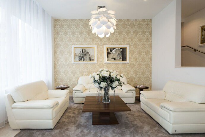 Imagen del bar/restaurante del Hotel Corner, Split. Foto 17