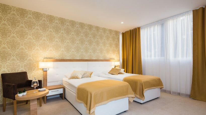 Imagen general del Hotel Corner, Split. Foto 9