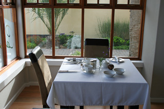 Imagen del bar/restaurante del Hotel Cornerstone Guesthouse. Foto 2