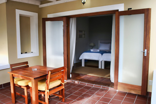 Imagen de la habitación del Hotel Cornerstone Guesthouse. Foto 6