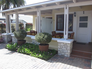 Imagen de los exteriores del Hotel Cornerstone Guesthouse. Foto 15