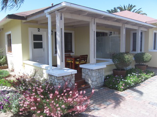 Imagen de los exteriores del Hotel Cornerstone Guesthouse. Foto 16