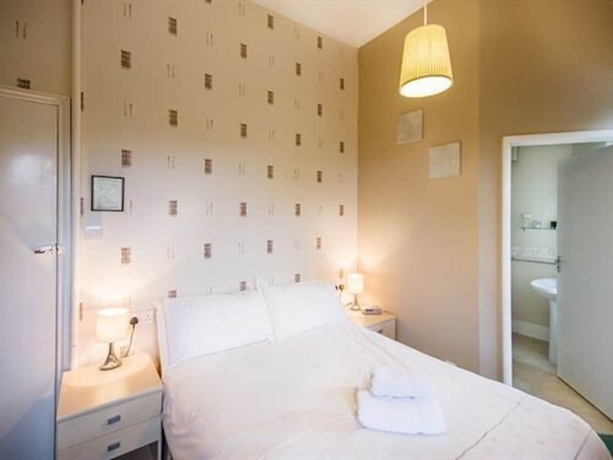 Imagen general del Hotel Cornerways. Foto 3
