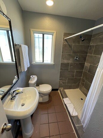 Imagen general del Hotel Cornett Motel. Foto 5