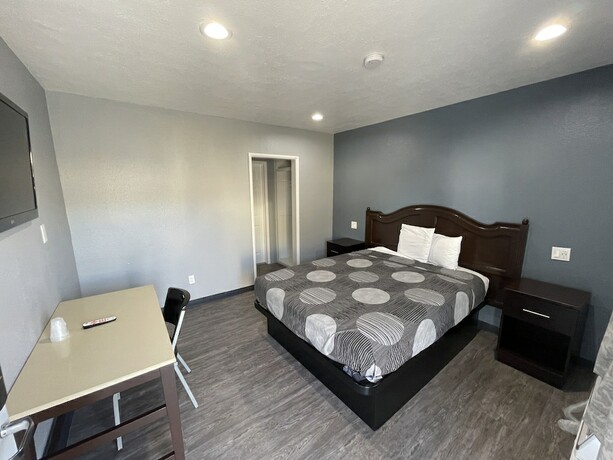 Imagen de la habitación del Hotel Cornett Motel. Foto 15