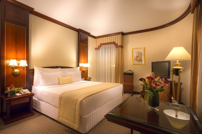 Imagen de la habitación del Hotel Corniche Abu Dhabi. Foto 9