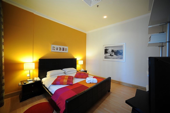 Imagen de la habitación del Hotel Corniche Suites. Foto 1
