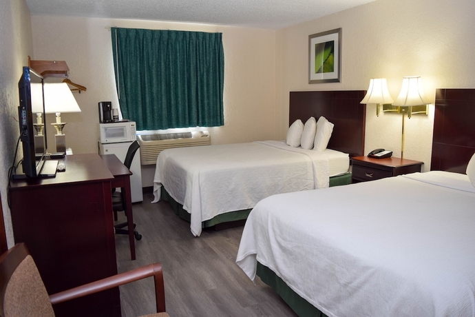 Imagen de la habitación del Hotel Corning Inn. Foto 4