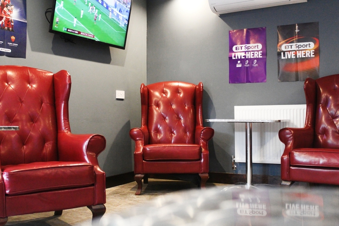 Imagen de los interiores del Hotel Cornmill. Foto 17