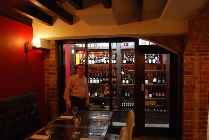Imagen del bar/restaurante del Hotel Cornmill. Foto 5
