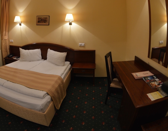 Imagen de la habitación del Hotel Coroana Brasovului. Foto 4