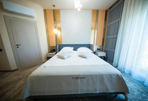 Imagen general del Hotel Coroana. Foto 19