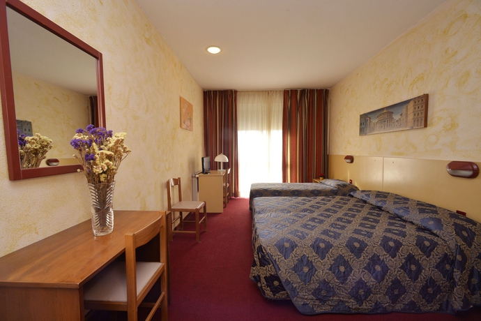 Imagen de la habitación del Hotel Corolle. Foto 14