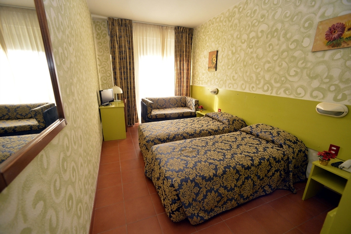 Imagen de la habitación del Hotel Corolle. Foto 15