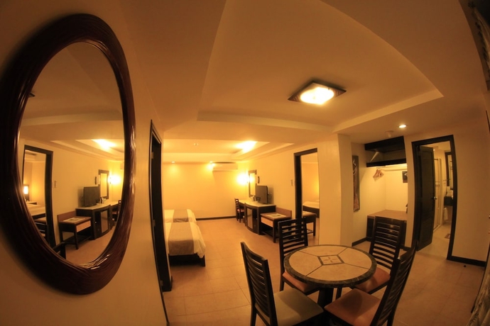 Imagen de la habitación del Hotel Coron Westown Resort. Foto 13