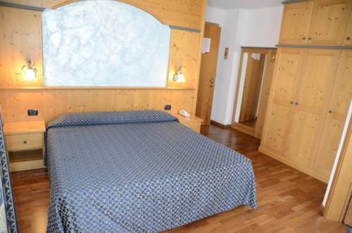 Imagen de la habitación del Hotel Corona, Carano. Foto 8