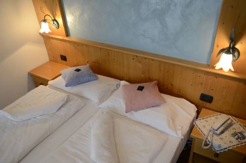 Imagen de la habitación del Hotel Corona, Carano. Foto 9