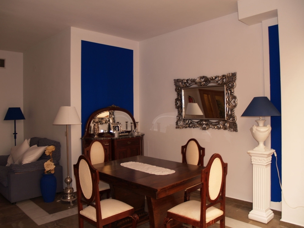 Imagen de los interiores del Hotel Corona De Atarfe. Foto 12