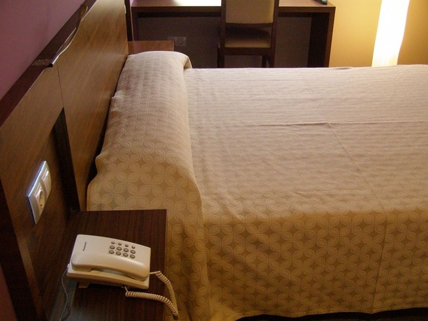 Imagen de la habitación del Hotel Corona De Galicia. Foto 9