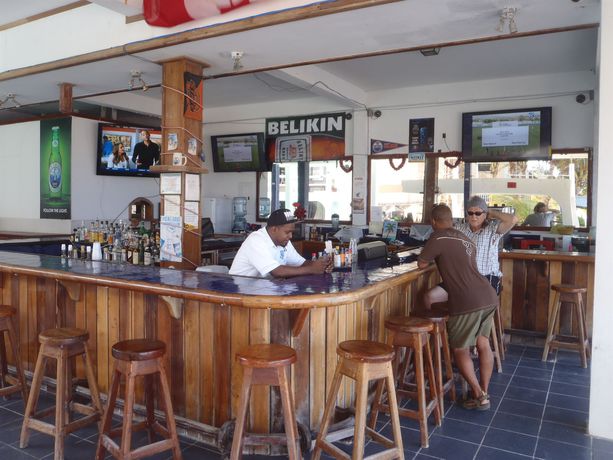 Imagen de los interiores del Hotel Corona Del Mar. Foto 14