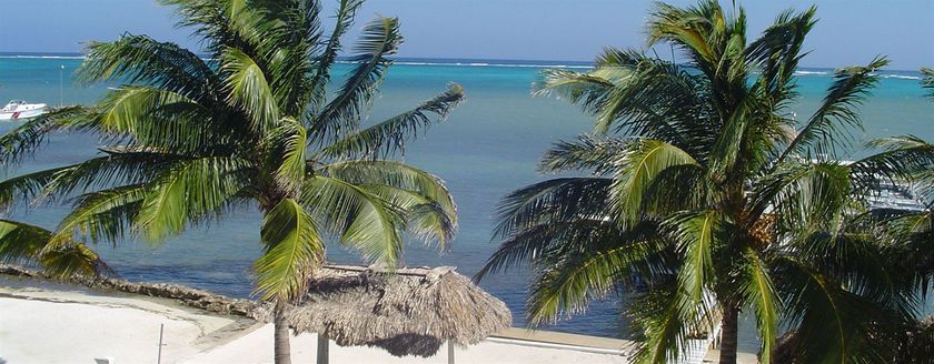 Imagen de los interiores del Hotel Corona Del Mar. Foto 15