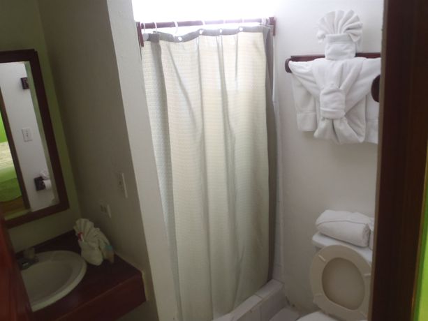 Imagen de la habitación del Hotel Corona Del Mar. Foto 9