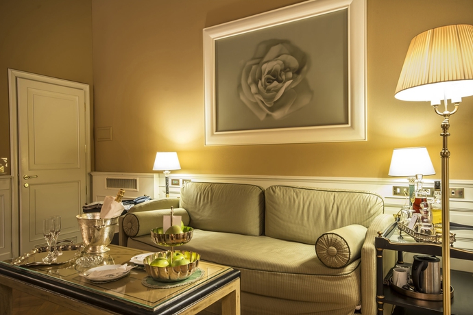 Imagen de los interiores del Hotel Corona D'oro. Foto 14