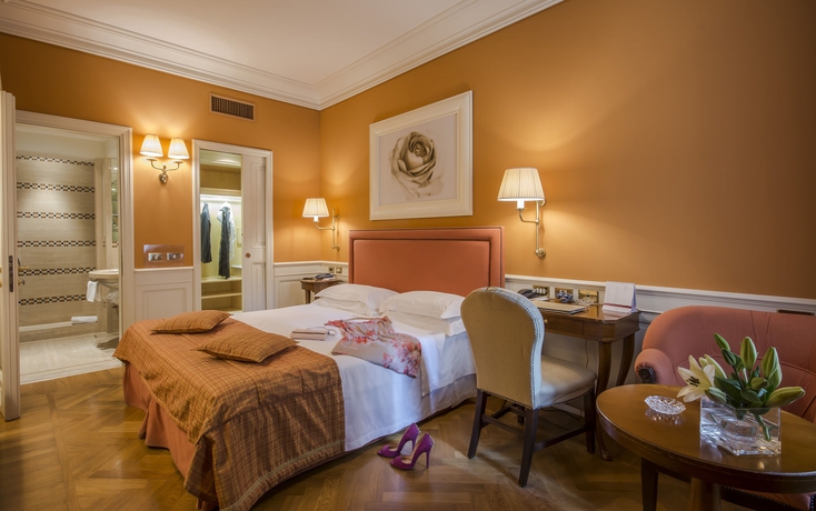 Imagen de la habitación del Hotel Corona D'oro. Foto 11