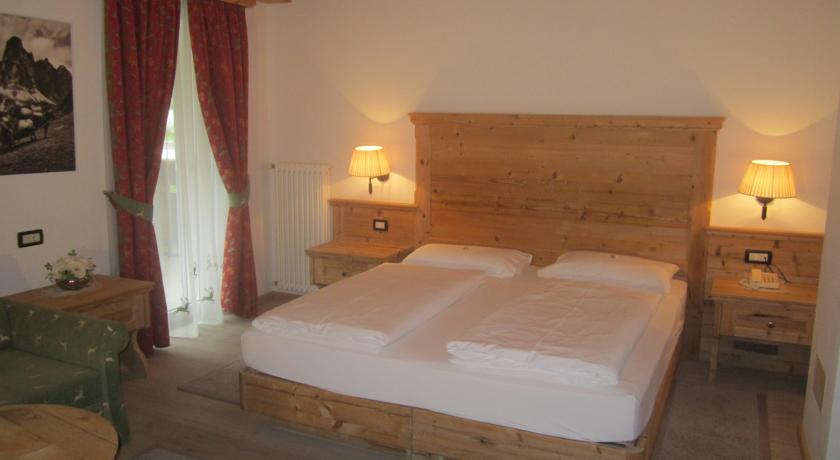 Imagen general del Hotel Corona Krone. Foto 6