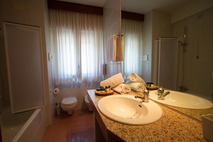 Imagen de la habitación del Hotel Corona, Pescasseroli. Foto 6