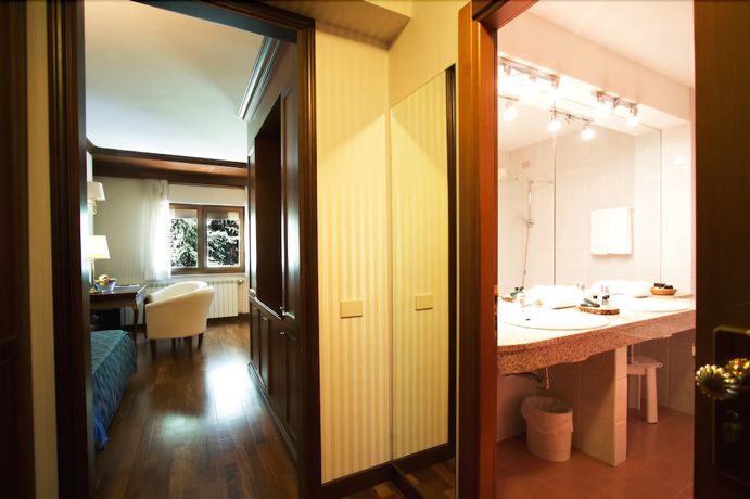 Imagen de la habitación del Hotel Corona, Pescasseroli. Foto 9