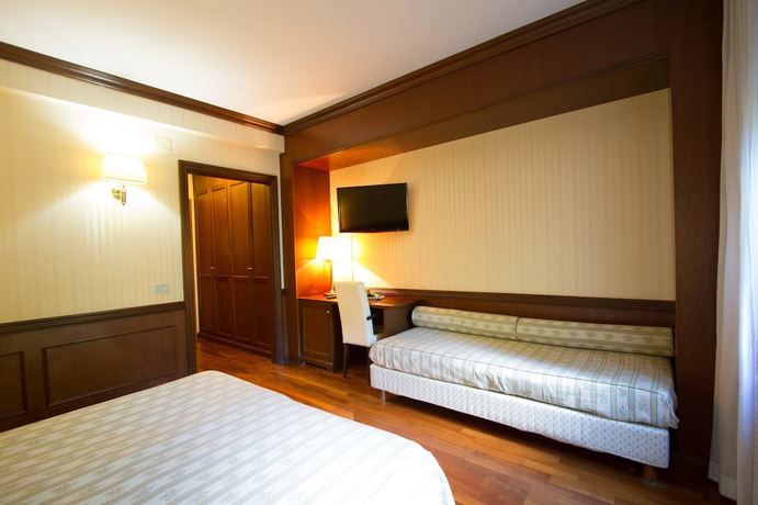 Imagen de la habitación del Hotel Corona, Pescasseroli. Foto 11