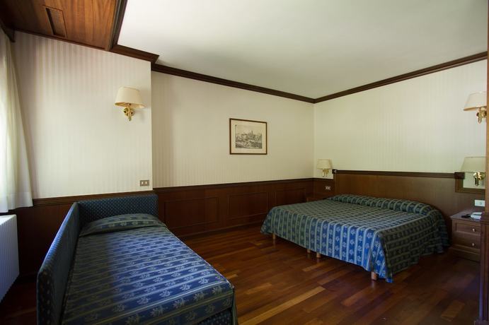 Imagen de la habitación del Hotel Corona, Pescasseroli. Foto 12