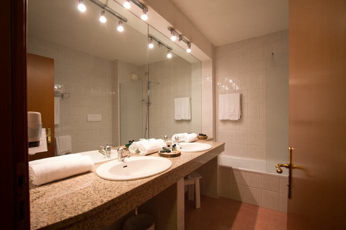 Imagen de la habitación del Hotel Corona, Pescasseroli. Foto 13