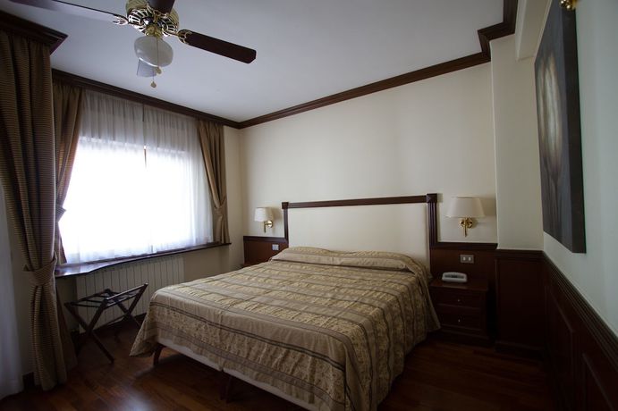 Imagen de la habitación del Hotel Corona, Pescasseroli. Foto 14