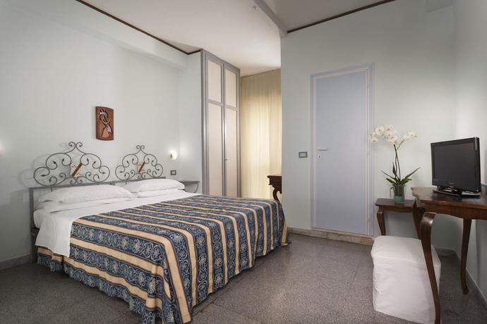 Imagen de la habitación del Hotel Corona, Riccione. Foto 3