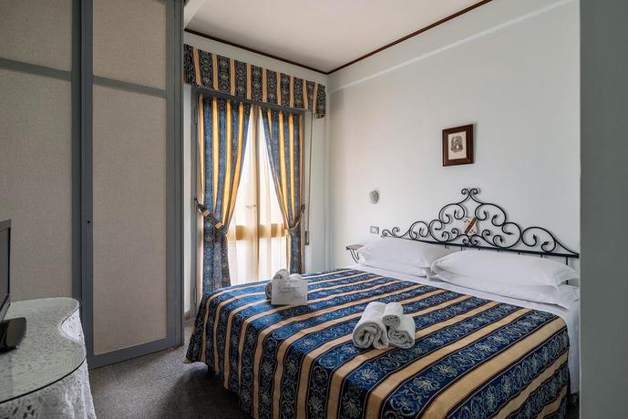 Imagen de la habitación del Hotel Corona, Riccione. Foto 4