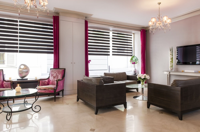 Imagen de los interiores del Hotel Corona Rodier. Foto 16